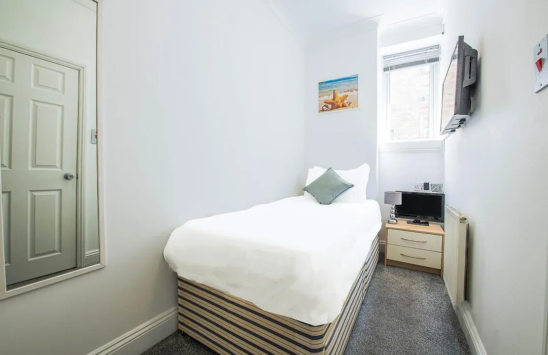 Pier Hotel Clacton On Sea By Oyo-1